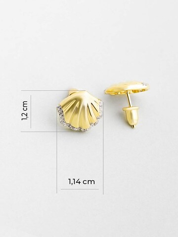 So Chic Earrings in Gold