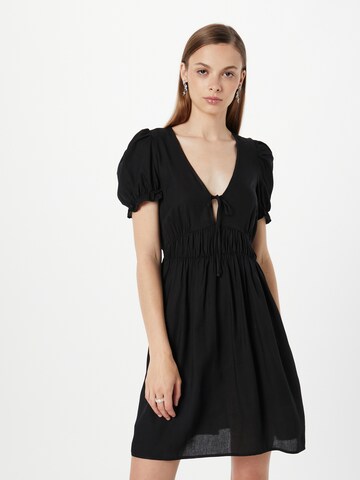 Monki Kleid in Schwarz: predná strana