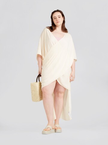 CITA MAASS - Vestido de playa 'Marica' en blanco