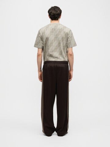 ADIDAS ORIGINALS Свободный крой Штаны 'Adicolor' в Коричневый