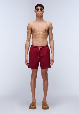 NAPAPIJRI Badeshorts 'V-Haldane' i rød: forside