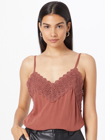 ABOUT YOU Top 'Tara' in Red: front