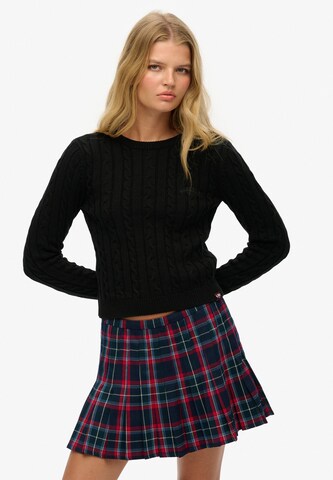 Pull-over 'Essentials' Superdry en rouge : devant