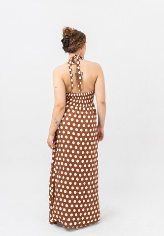 Elara Jurk in Bruin