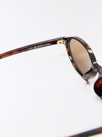 Occhiali da sole di Bershka in marrone