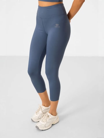 Completo sportivo di Tommy Life in blu