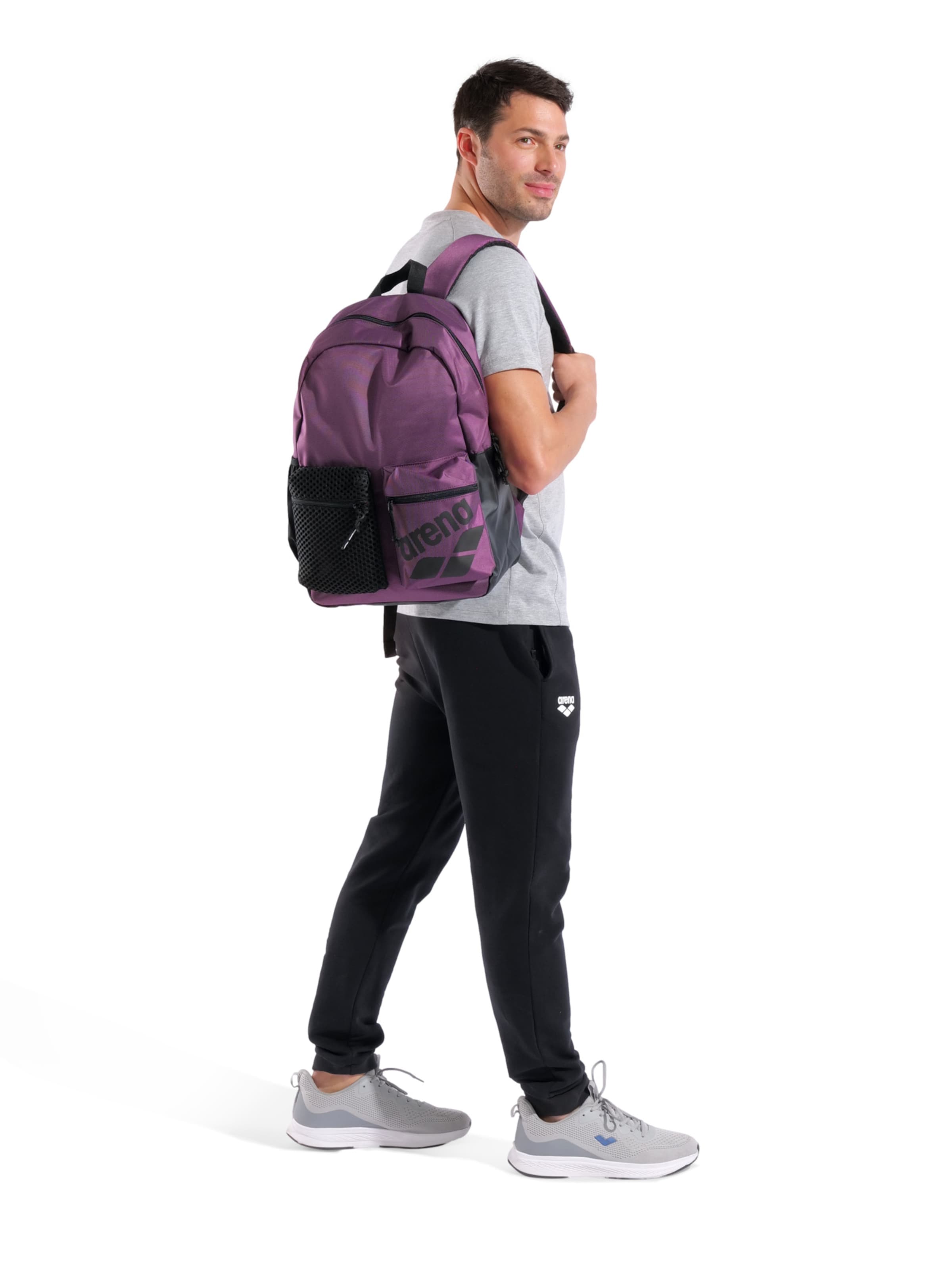 ARENA Backpack 'One Go 30L' in Purple: front