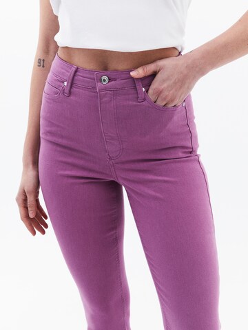 Skinny Jean OXXO en violet