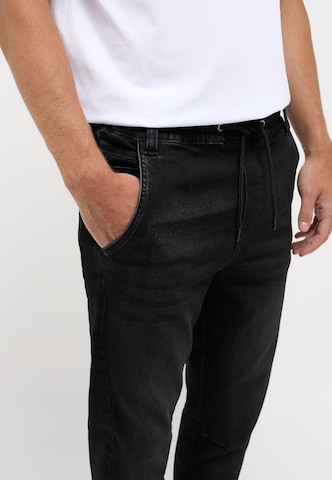 MUSTANG Slim fit Jeans in Black
