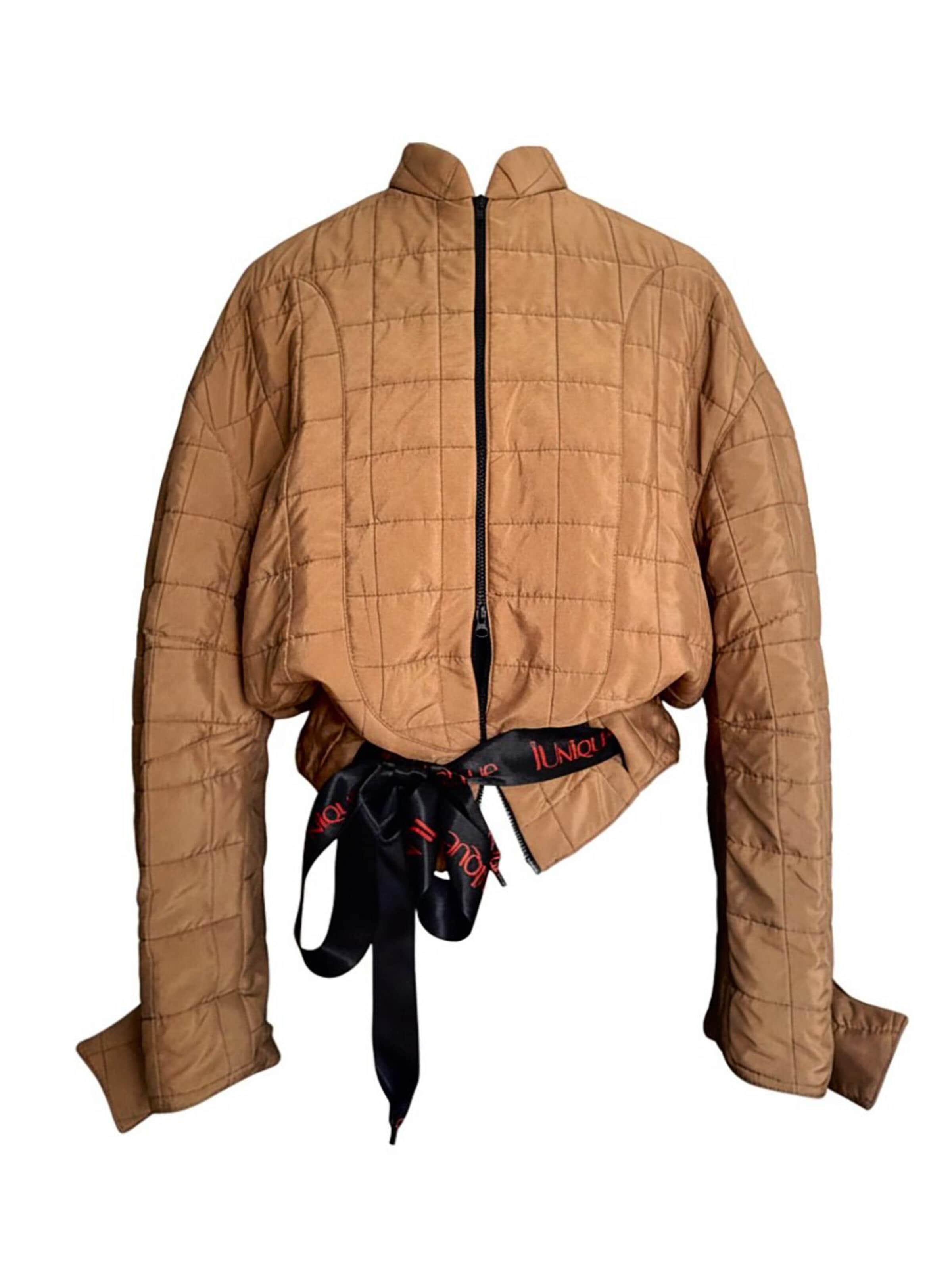 IUnique Between-Season Jacket 'Quilted Short Jacket' in Brown: front