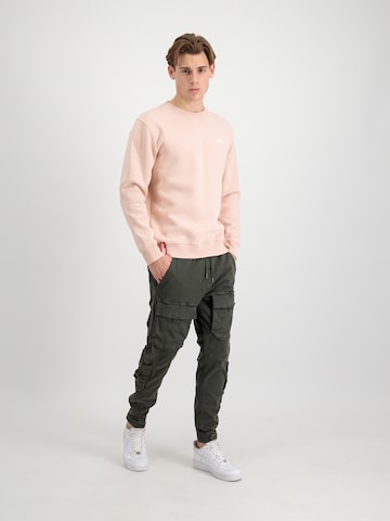 ALPHA INDUSTRIES Sweatshirt in Pink