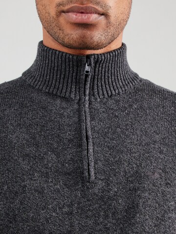 HOLLISTER Pullover in Grau