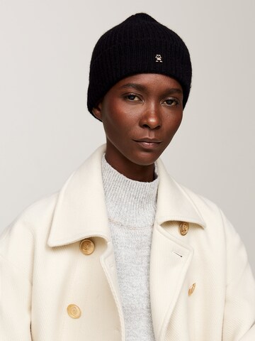 TOMMY HILFIGER Mütze in Schwarz: Vorderseite