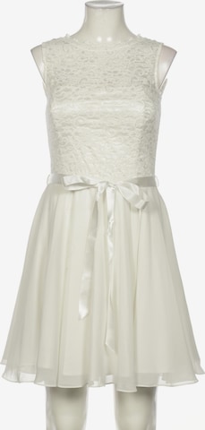 SWING Dress in M in White: front