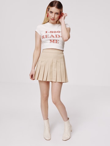 Daahls by Emma Roberts exclusively for ABOUT YOU قميص 'Cara' بلون بيج