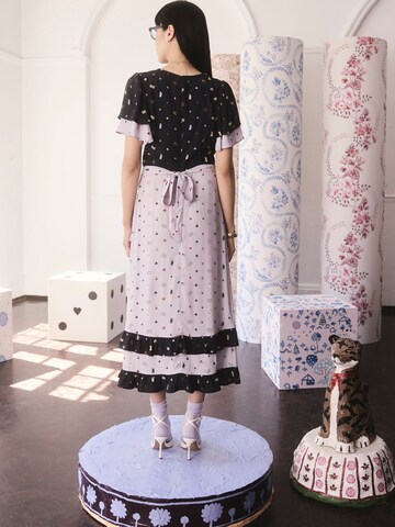 Rochie de la Cath Kidston pe mov