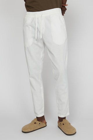 Matinique Regular Broek 'Linen' in Wit: voorkant