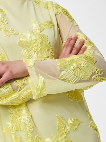 geltona PIECES Suknelė 'PCEVA'