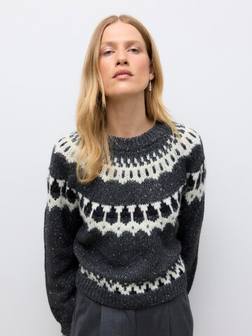 Aware Sweater 'AWTILLIE' in Grey: front
