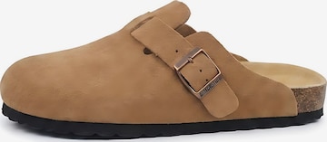 BIRKENSTOCK Clogs 'Boston' in Brown: front