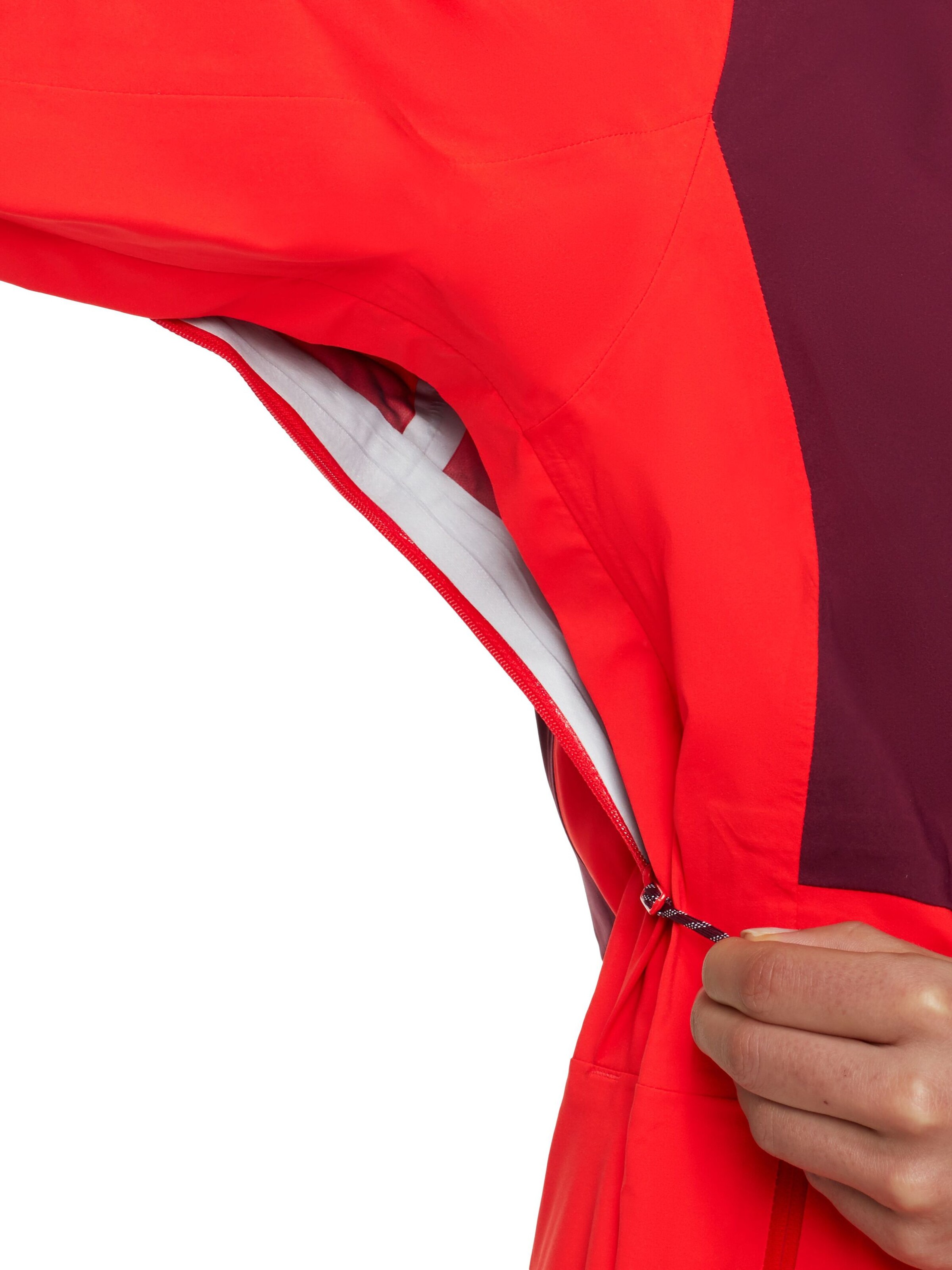 MAMMUT Outdoor Jacket in Red