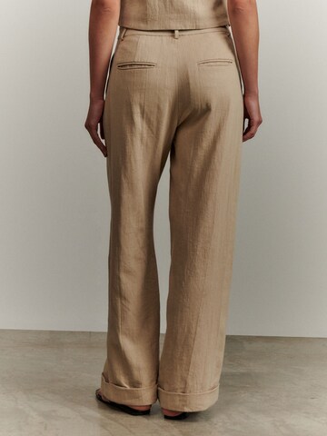 Wide Leg Pantalon à pince 'Marlena' ABOUT YOU x Marie von Behrens en beige