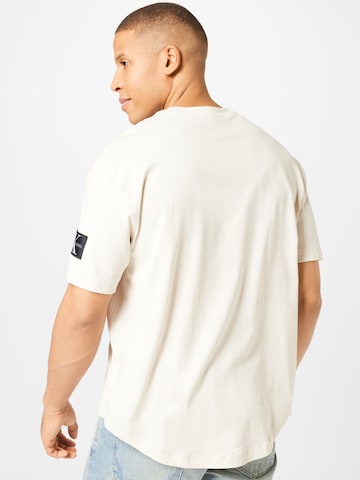 Calvin Klein Jeans T-Shirt in Beige