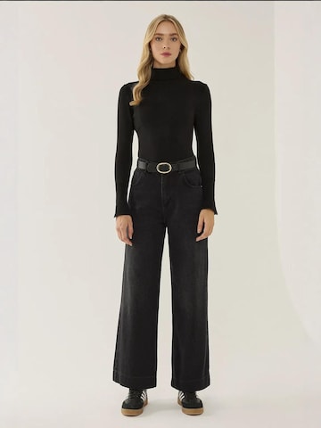 Hiccup Wide Leg Jeans in Schwarz