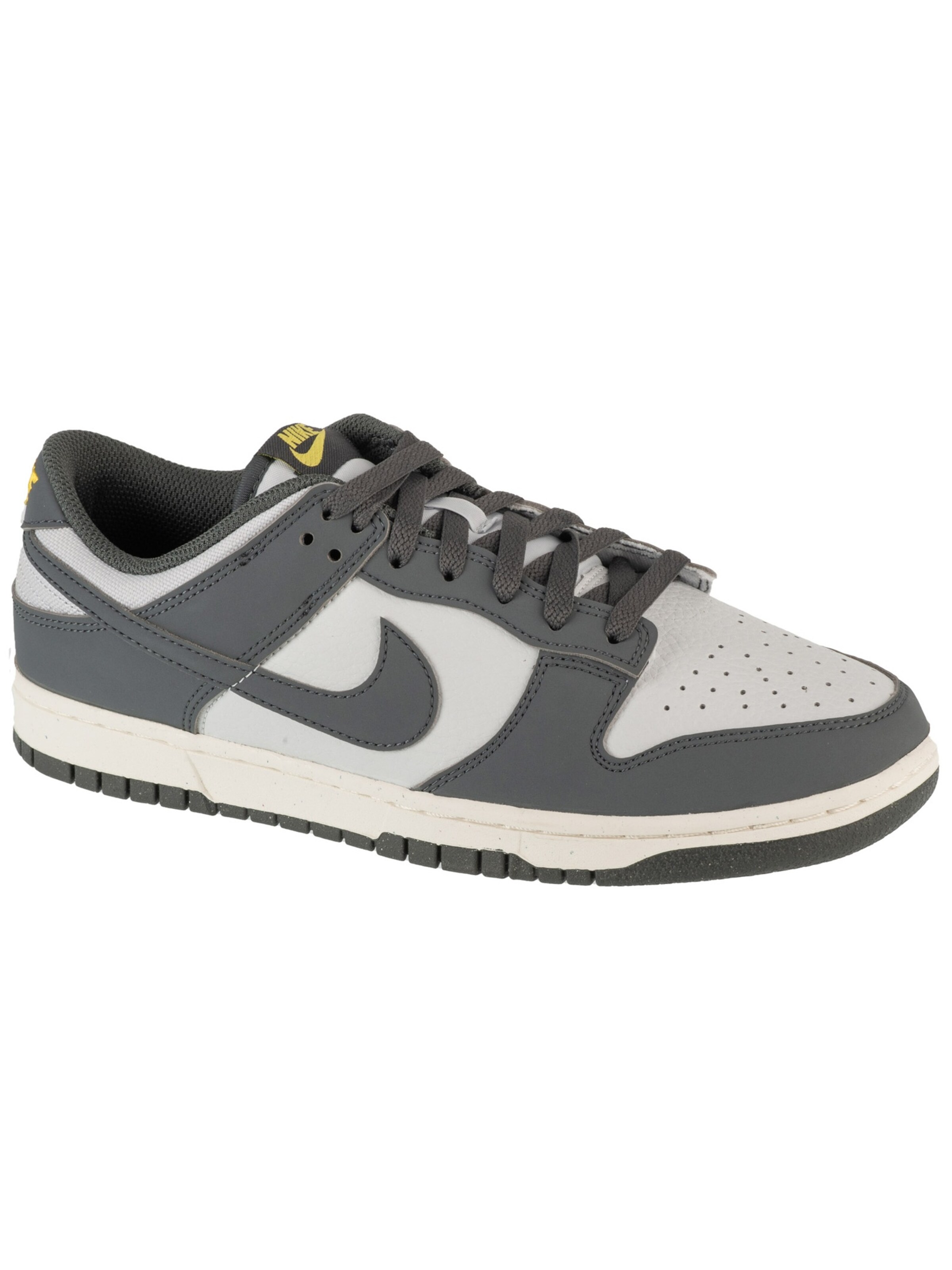 NIKE Sneaker low 'Dunk Low NN'‌‌‌‌‌‌‌‌ in Grau