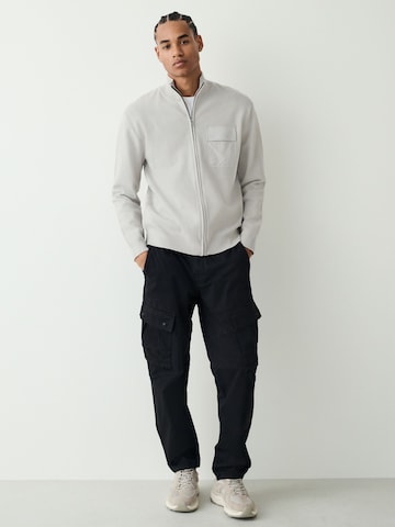 Geacă tricotată de la Next pe gri