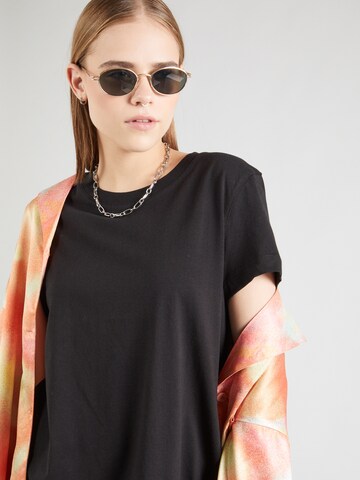Tricou de la Grimelange pe negru