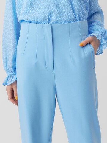 Regular Pantalon VERO MODA en bleu