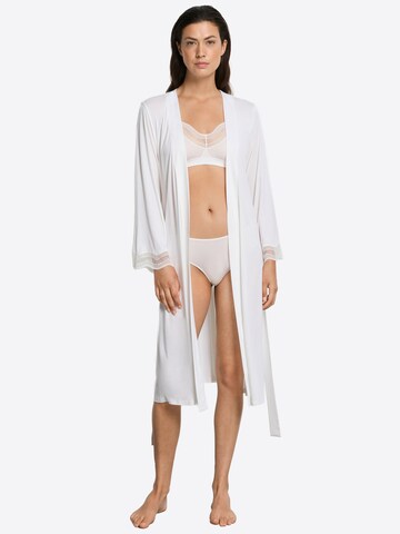 Hanro Badjas kort 'Cira' in Wit