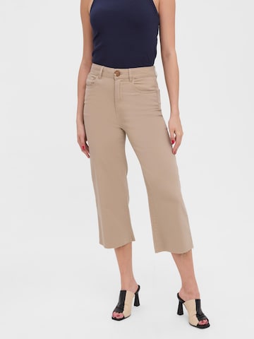 VERO MODA Boot cut Jeans 'Hot Kathy' in Beige: front