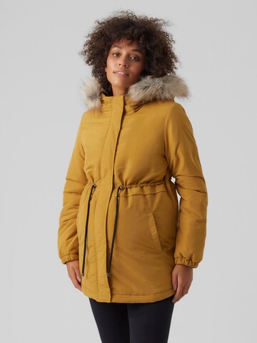 Parka d’hiver 'Jessi' MAMALICIOUS en marron : devant