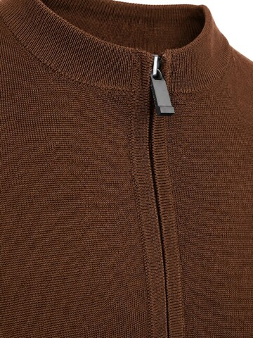 T-Shirt Suitable en marron