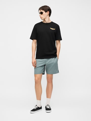 Volcom Футболка 'FLYER' в Черный