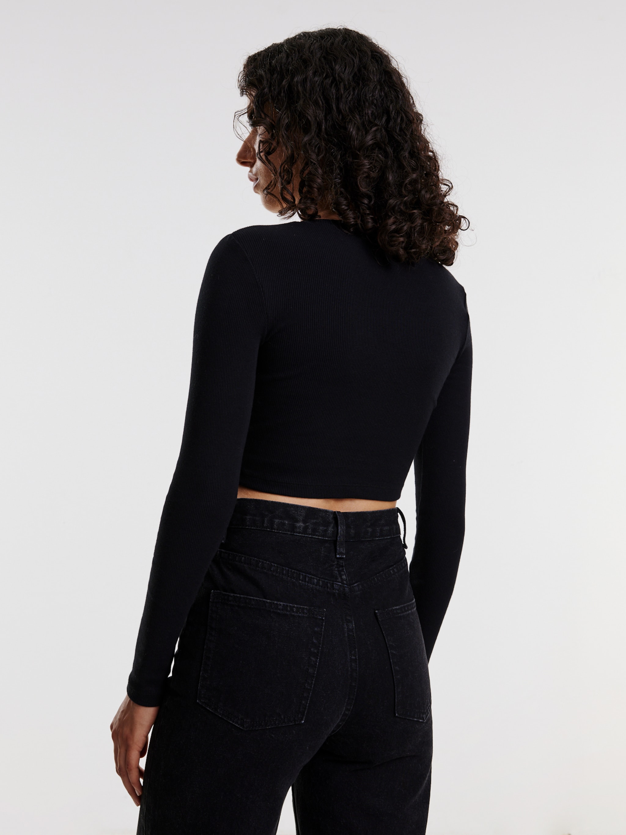 EDITED Produits T-shirt 'Oxana' noir