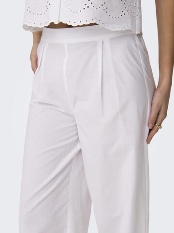 ONLY Loosefit Bandplooibroek 'Roxanne' in Wit