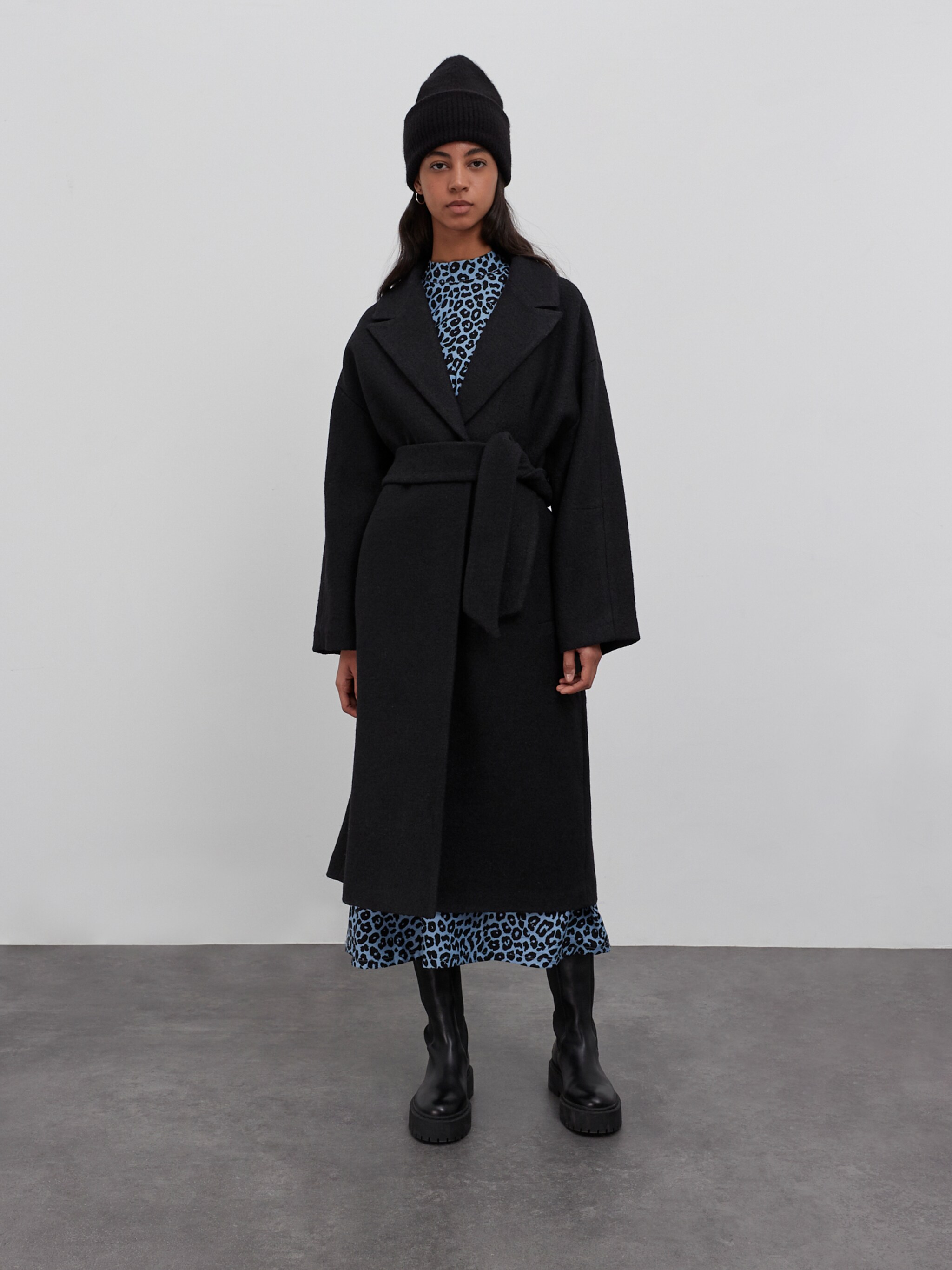 EDITED Produits Manteau mi-saison 'Juli' noir