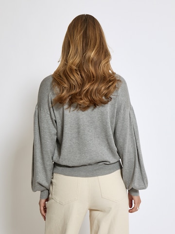 Pull-over 'Melea' minus en gris