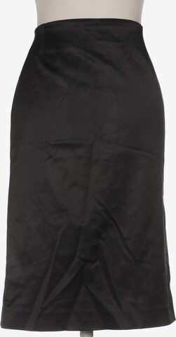 Coast Skirt in M in Black: front