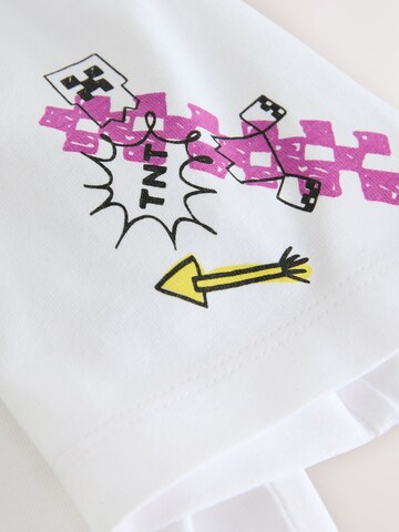 T-Shirt Next en blanc