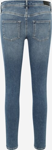 Vero Moda Petite Slimfit Jeans 'LUX' in Blau