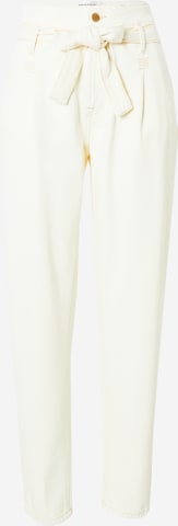 Essentiel Antwerp Regular Jeans 'Benim' in White: front