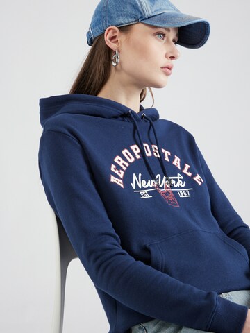 AÉROPOSTALE Sweatshirt i blå