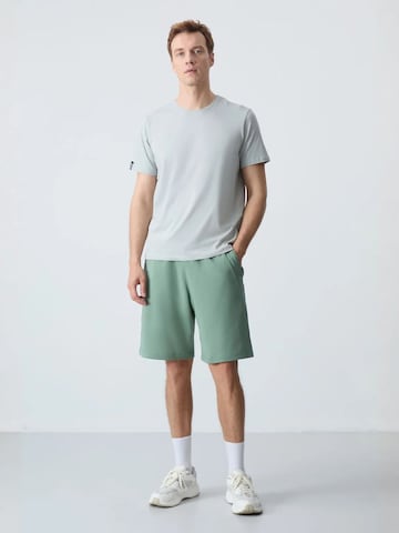 Tommy Life Regular Shorts in Grün