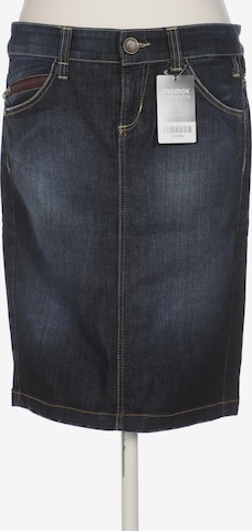 Bershka Rock M in Blau: Vorderseite