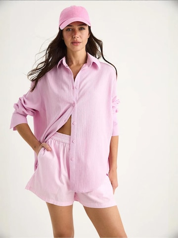 Chemisier Bianco Lucci en rose : devant