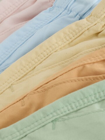 regular Pantaloni di Next in beige